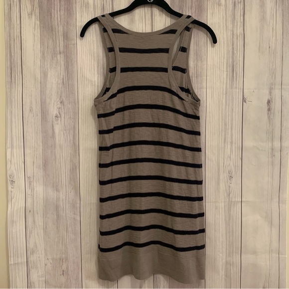 Vince Gray and Black Striped Sweater Tunic Length Tank Top Size Medium M - Picture 3 of 6